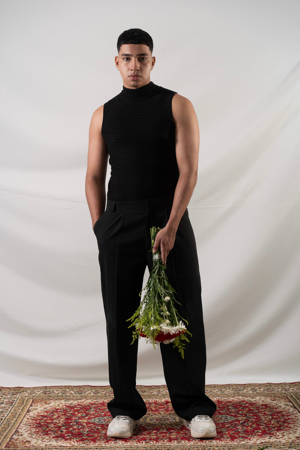 PANTALON PLISADO - NEGRO