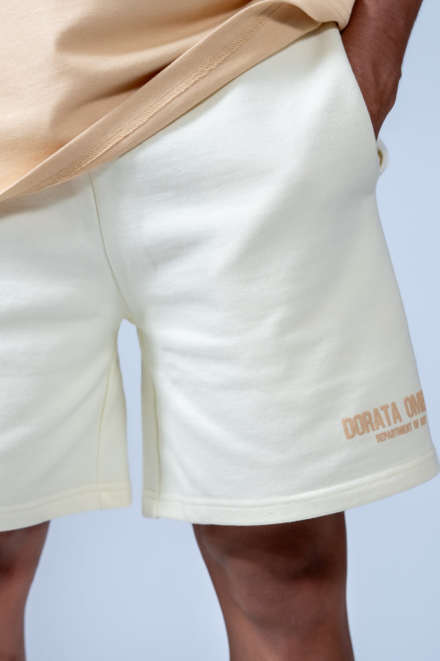 DEPARTMENT OF ART CREAM SHORTS